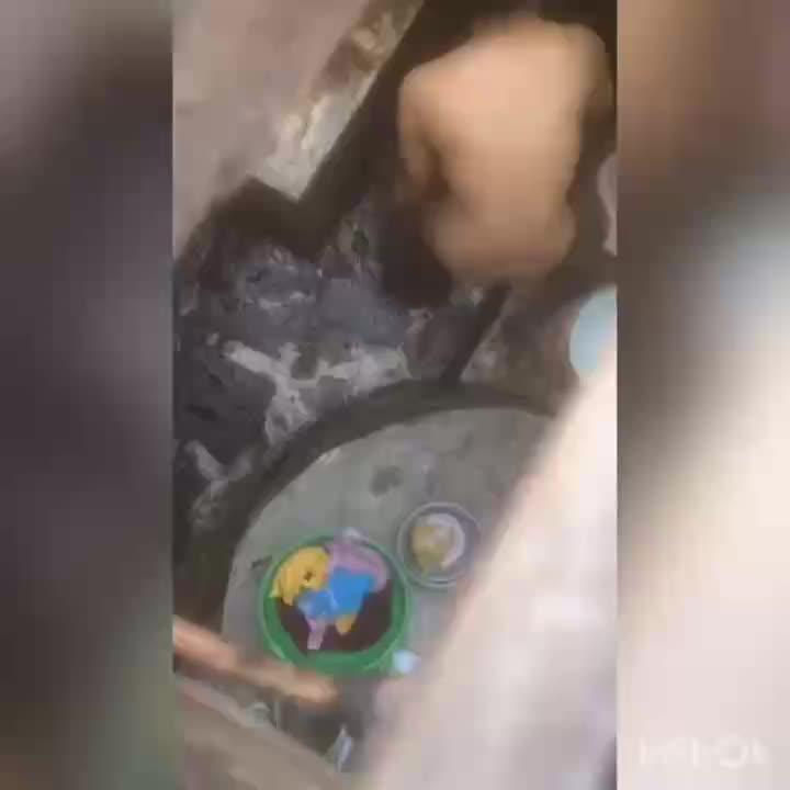 Video Mandi Sore Gayung Biru