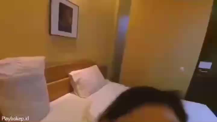 Video Ngewe Sama Pembantu Rumah Yang Barusan Pulang Dari Kampung Di Hotel