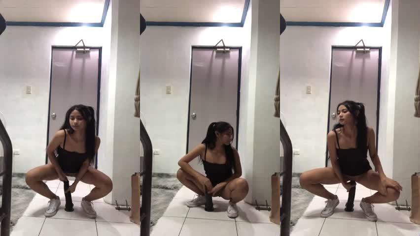 Bokep Indo Ganas Colmek Pake Dildo Spek Dewa Part 2