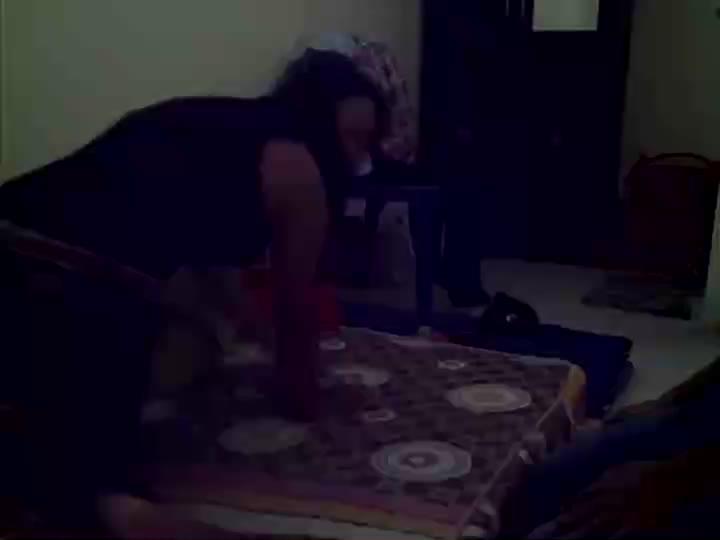 Video Abg Lagi Asik Di Tusuk Ada Temen Ketok Pintu Bantal Hijau