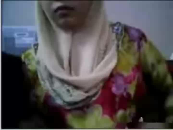 Video Sekretaris Jilboobs Pamer Susu di Kantor