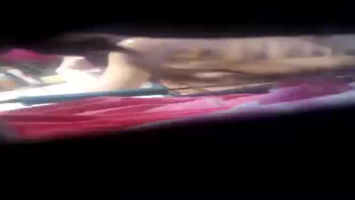 Video Ngintip Sepupu Nginep Mandi Hampir Ketahuan Di Bawah Pintu