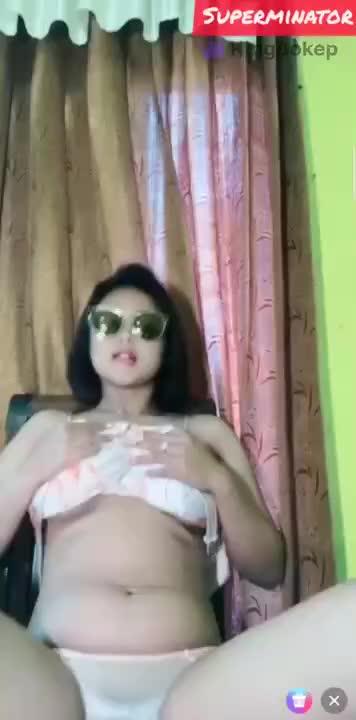 Video Live Show Rhputri