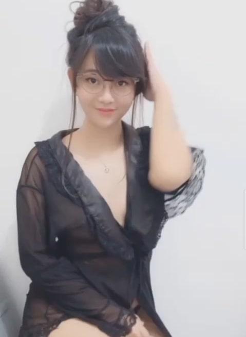 Bokep Indo Live Show 60