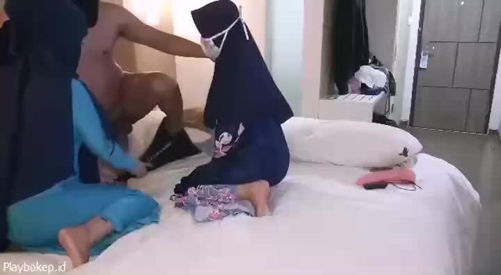 Video Di Jilat Dua Ukhti