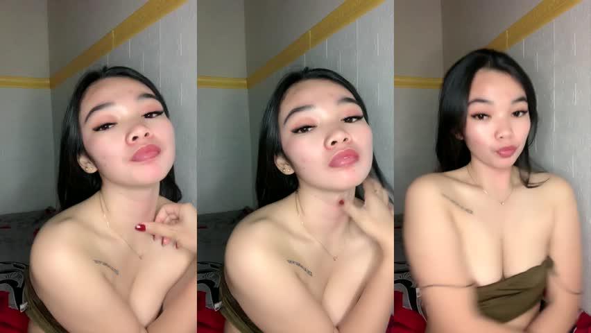 Bokep Indo Ngangkang Elus Mekinya Karina Sayang Utingnya Nyelip Gitu
