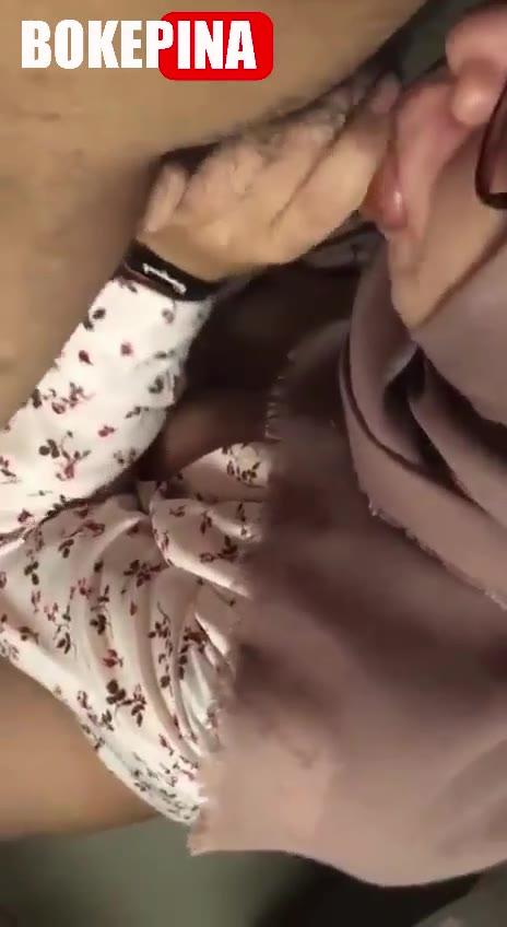 Bokep Hijab Cewek Imut Cantik Ngentot Bareng Pacar Crot Desah Nikmat