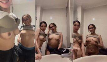 Null Feat Yippy Barbie Sange Asyik Lesbian Toket di Toilet Umum