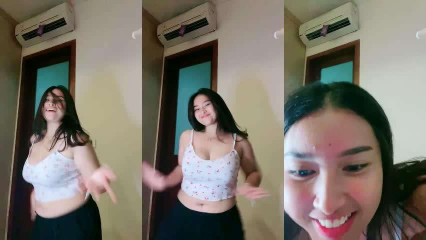 Bokep Indo Joget Asyik Dedek Tobrut Cantik Sexy Bening Menggoda Hot