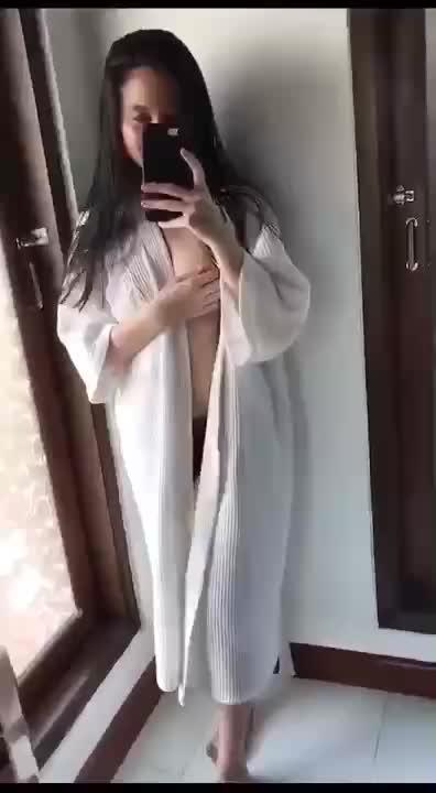 Video Cewe Pangkalan Lepas Handuk