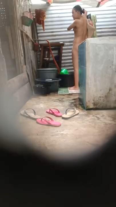 Bokep Indo Biduan Kibot Mandi