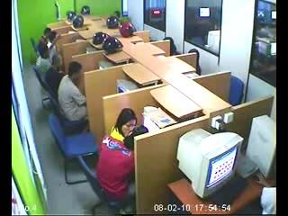 Bokep Ngintip Ngintip Abg Ciuman Asik Tapi Ngga Tau Di Rekam Di Warnet