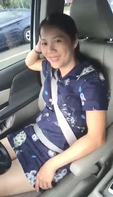Bokep Indo Mahmud Si Binor Pamer Meki Di Mobil