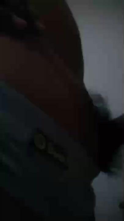 Video Tante Kacamata Nyepong Adem Sari