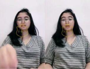 Yhola Ganti Busana Live Sexy Pap Toket