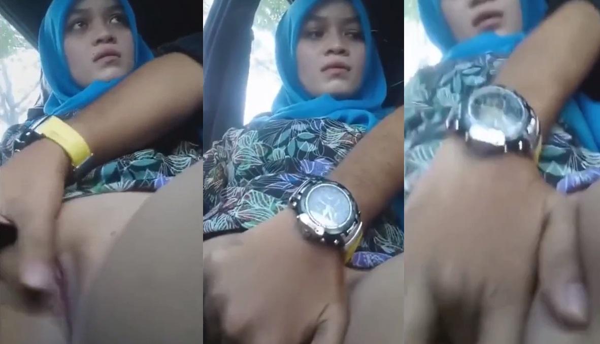 Memek Jilbab Kena Kobel Sampai Mendesah