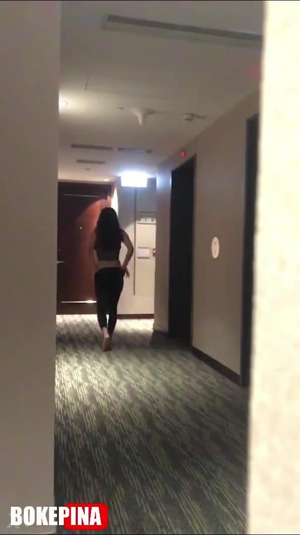 Bokep Onlyfans Siskaeee Telanjang di Hotel Niatnya Mau Prank