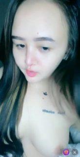 Toket uting Miss Babylun