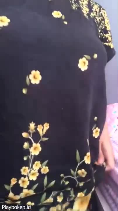 Video Meru Chan Colmek