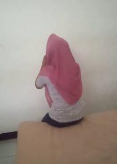 POV Ngewe gadis jilbab dikos