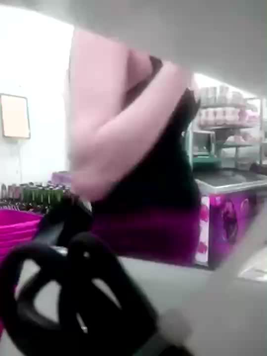Video Scandal Karyawan Toko Taro Kamera Di Bawah Kasir