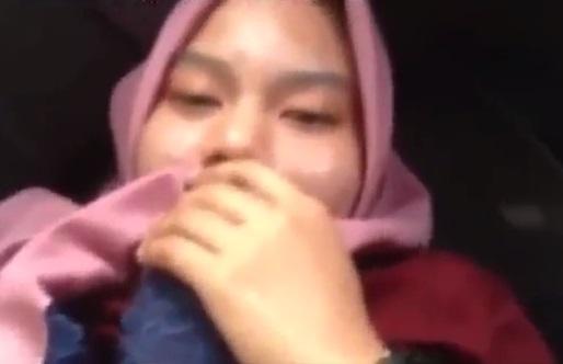 Jilbab Muka Datar Diewe Pacar