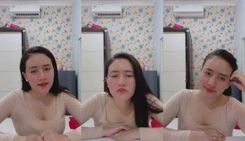 Berlian Ochi Comeback Live Berkeringat Enak?