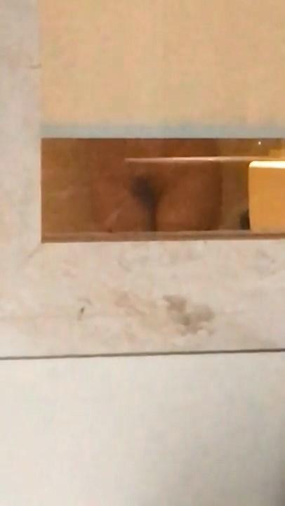 Bokep Ngintip Lagi Mandi Di Hotel Mewah