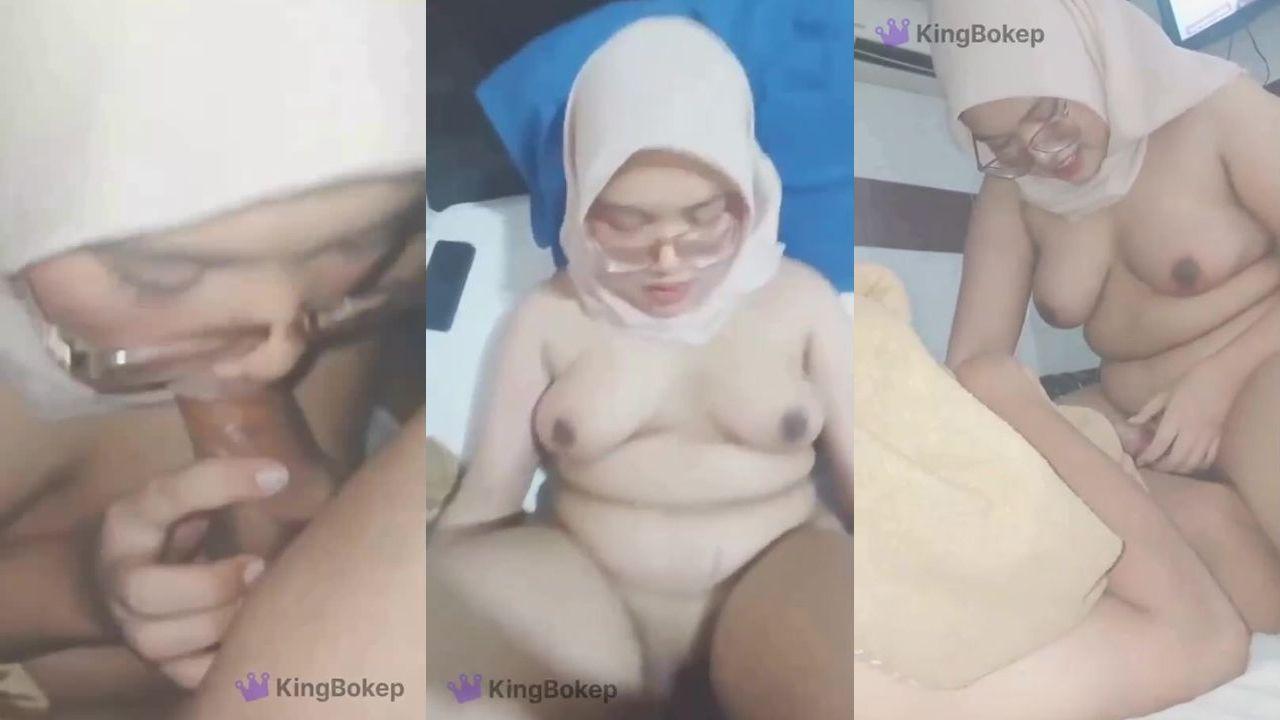 Video Hijab Chubby Kacamata Anak Pesantren