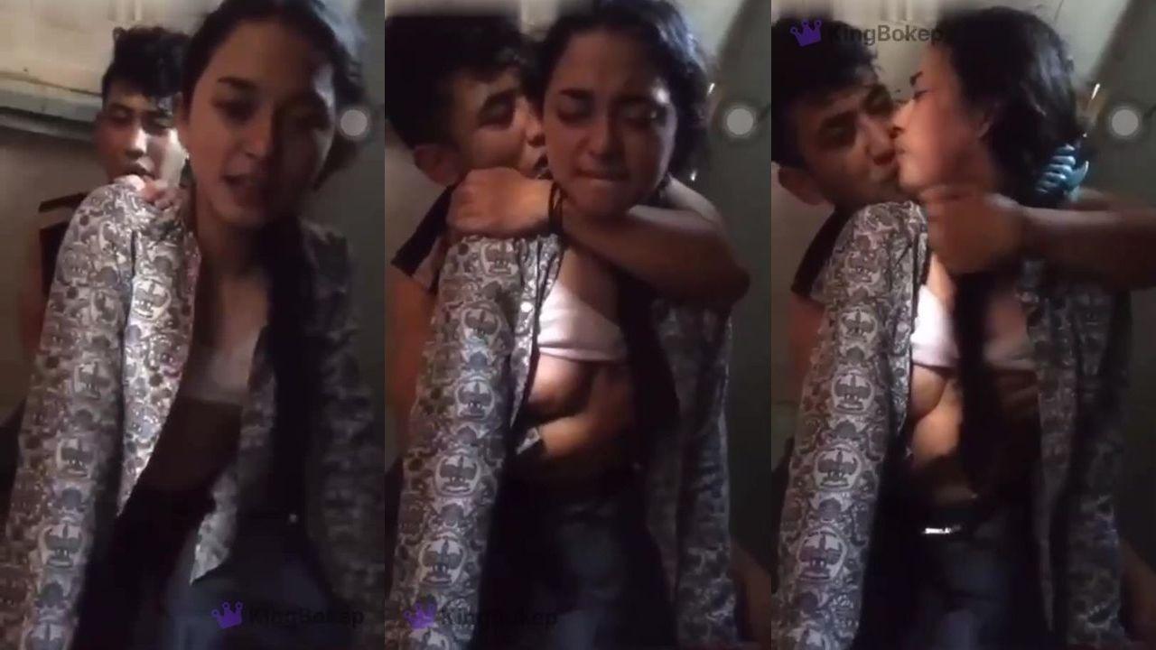 Video Kenikmatan Iclik di Gudang Sekolah