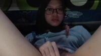Bokep Hijab Nina Asanti Ngocok Memek Sebelum Tidur