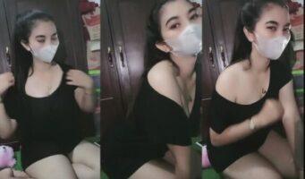 Mahasiswi Buka-bukaan Pamer Bodynya