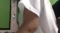 Bokep ABG Ngentot Bareng Pacar di Tusuk Dari Belakang Mumpung Rumah Sepi