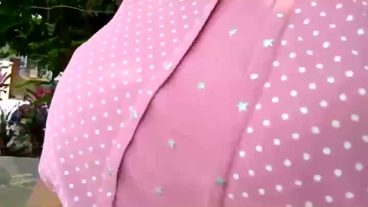Video Pembantu Di Grepe Toket Nya Di Komplek Baju Pink