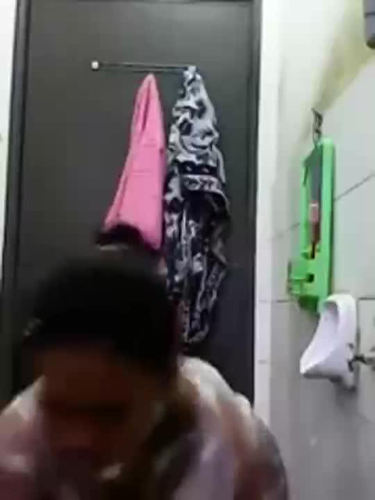 Video Abg Bathfie