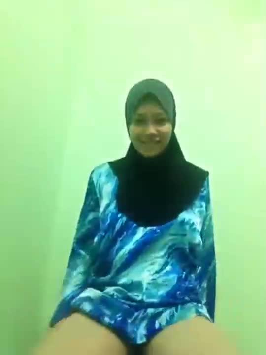 Video Bokep Hijab Striptis Bohay