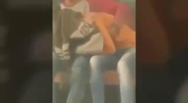 Video Bokep Viral Pasangan Mesum Jilbab Coklat Di Kursi