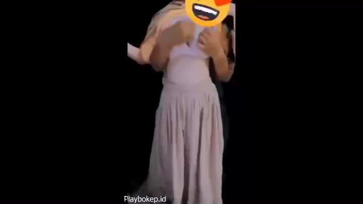 Video Hijab Nipple Pink