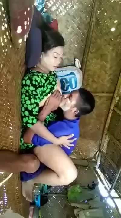 Video Porno Main di Gubuk Sawah