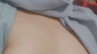 Bokep Hijab Cewek Berjilbab Mango Pamer Uting Memek ABG Nih