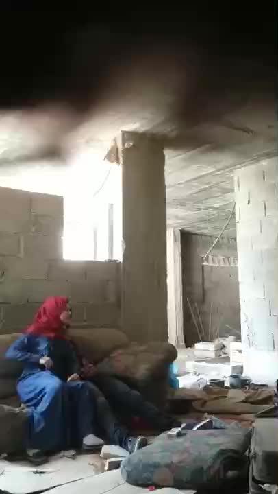 Video Bokep Jilbab Merah Mesum di Tempat Umum