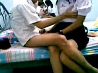 Bokep Indo Pelajar SMP Kebayakan Nonton Bokep Kerjaannya Ngentot Melulu