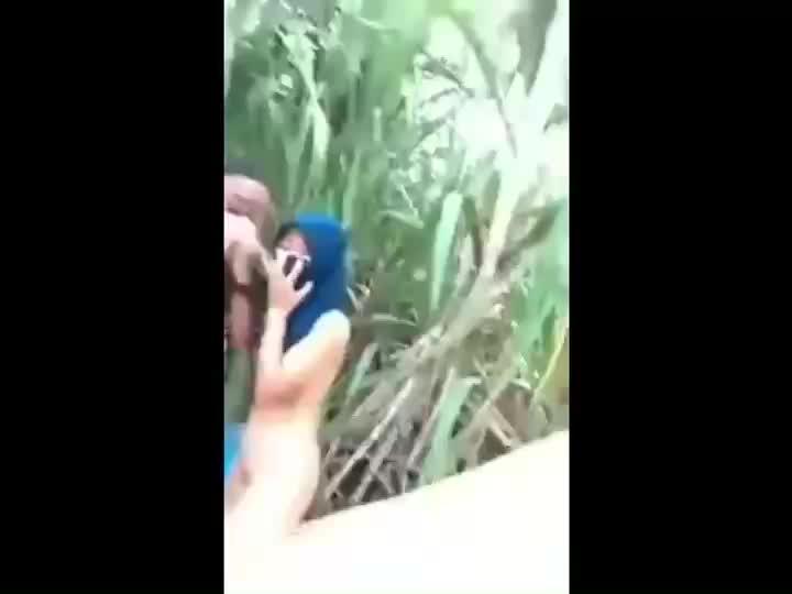 Video Scandal Jilbab Biru Ketahuan Ml Sama Tentara