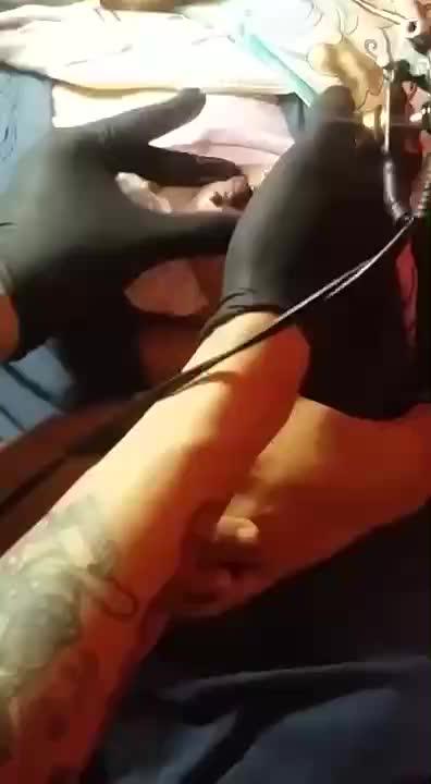 Video Jilbab Proses Piercing Di Pentil