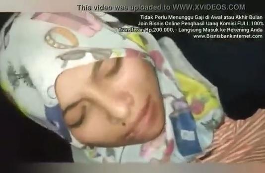 Jilbab Memek Tembem Sangek Abis