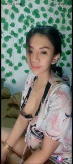 Babyfox kakak cantik uting intip