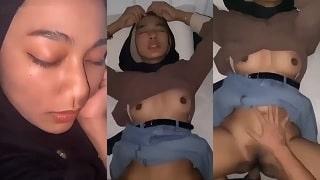 Bokep Cewek Hijab Pertama Kali Bercumbu Sepenuh Hati