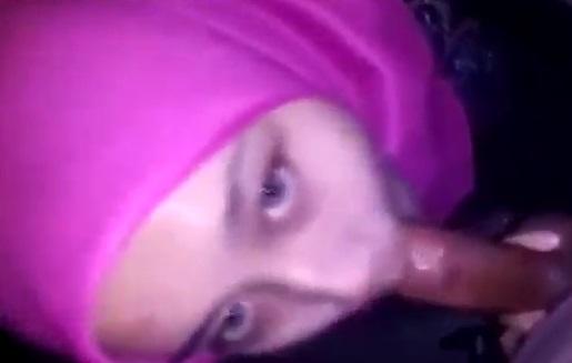Jilbab Nyepong Kontol Om-om